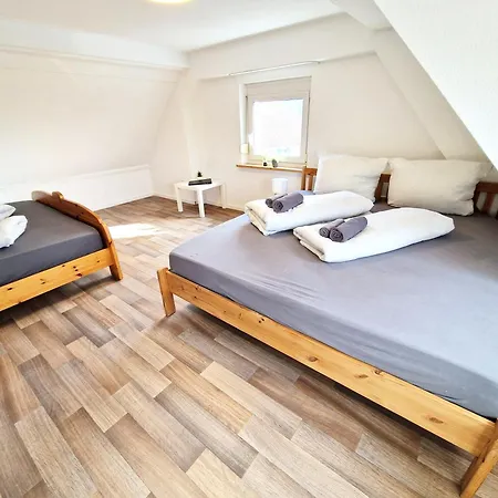 Zauberhafte Dachwohnung Zum Traeumen Bei Europapark Daire *