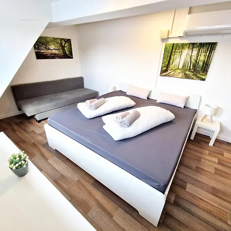 شقة Zauberhafte Dachwohnung Zum Traeumen Bei Europapark *