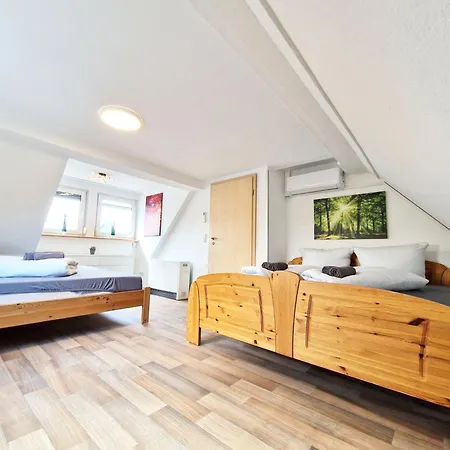 Zauberhafte Dachwohnung Zum Traeumen Bei Europapark * رينهاوسن