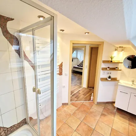 Zauberhafte Dachwohnung Zum Traeumen Bei Europapark * Rheinhausen